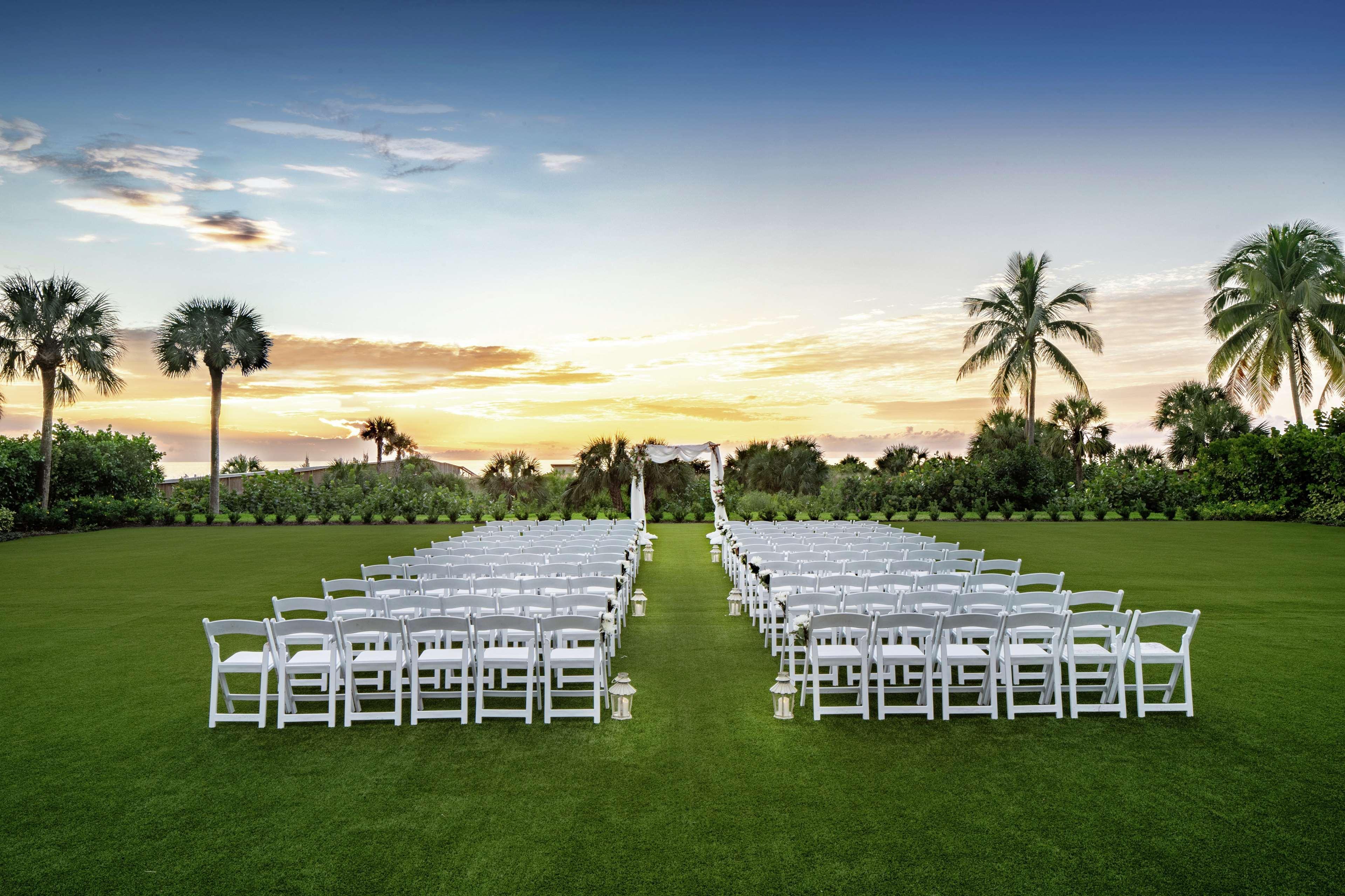 Hilton Marco Island Beach Resort And Spa Exterior foto