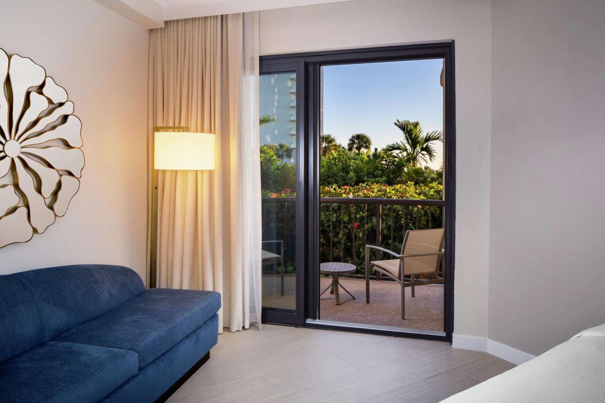 Hilton Marco Island Beach Resort And Spa Exterior foto