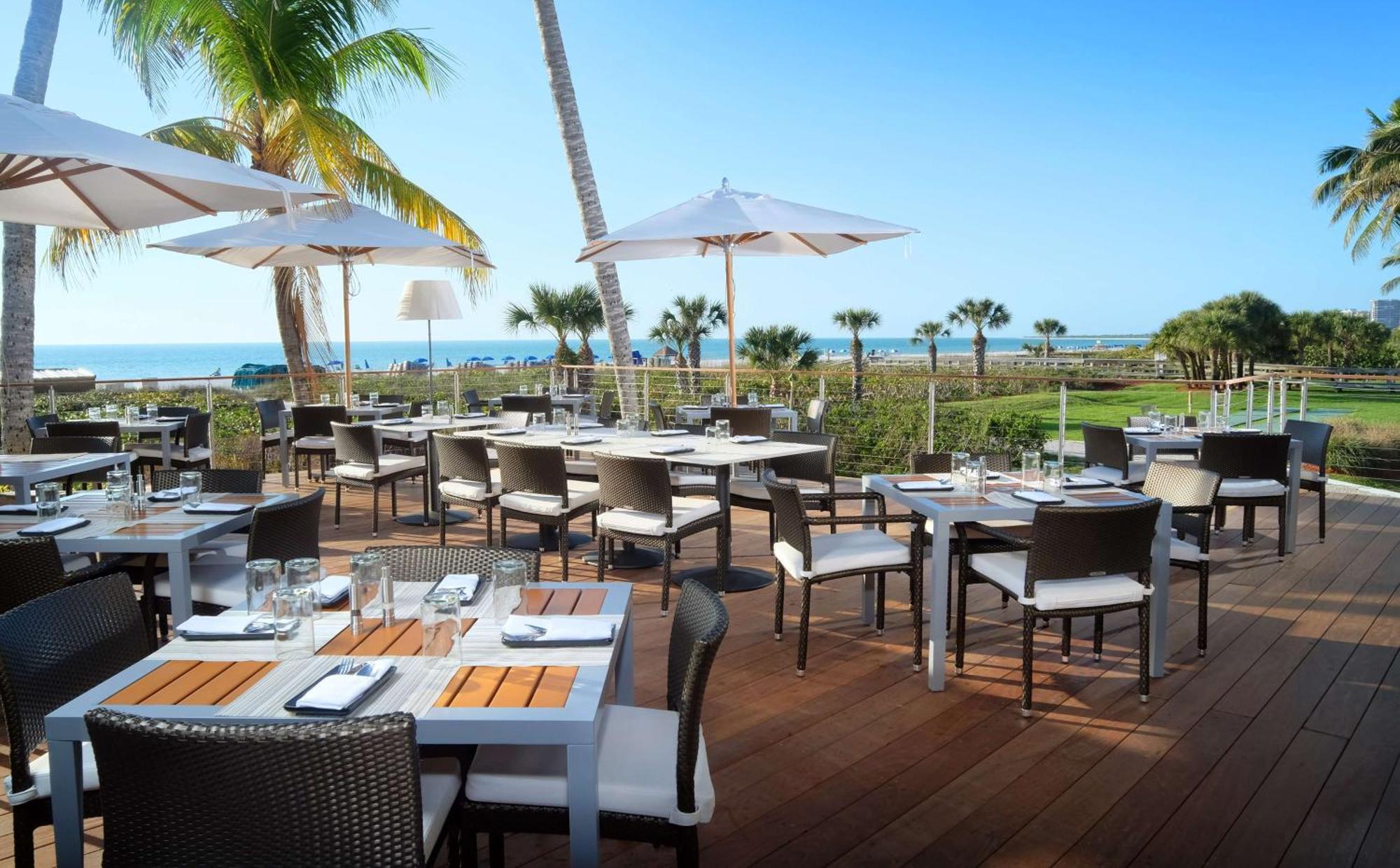 Hilton Marco Island Beach Resort And Spa Exterior foto