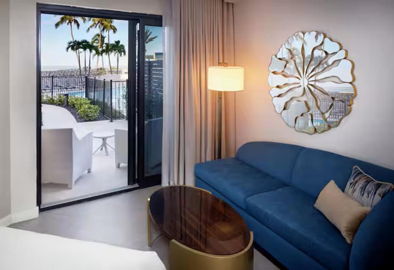 Hilton Marco Island Beach Resort And Spa Exterior foto