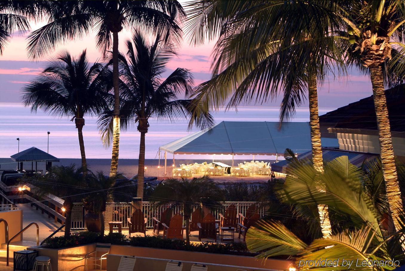 Hilton Marco Island Beach Resort And Spa Exterior foto